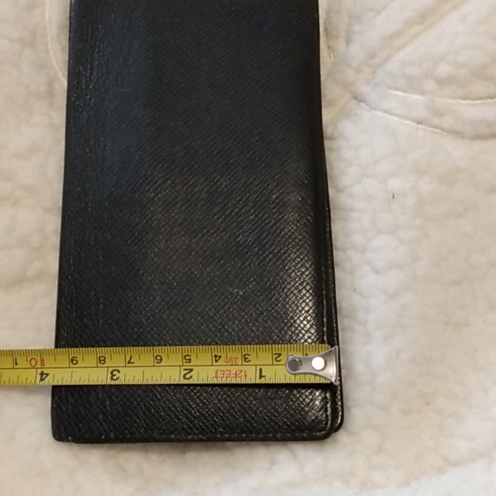 Sale Authentic Louis Vuitton Taiga Porto wallet - Picture 13 of 14